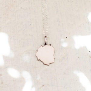 Collar con dije de Plata .925 de 2 cm